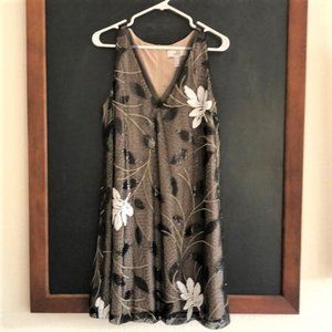 Belle BADGLEY MISCHKA Black Floral Sequin cocktail wedding guest Dress